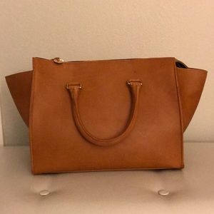 Clare V. Tote